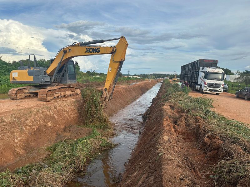 Limpeza Córrego das Lavadeiras