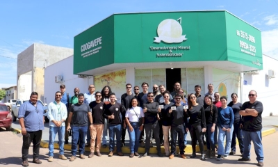 Acadêmicos de Engenharia de Minas da UFMT visitam Coogavepe