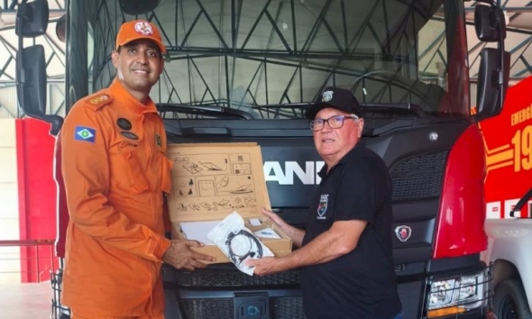 CONSEG entrega Starlink para o Corpo de Bombeiros de Matupá
