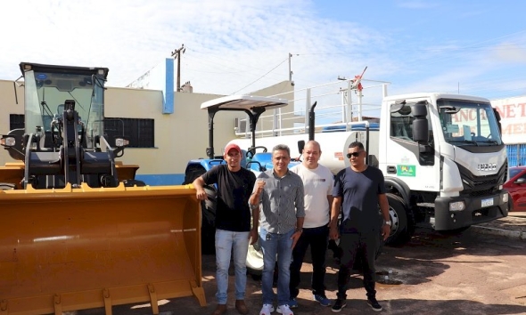 Peixoto avança na ampliação da frota de maquinários e veículos públicos