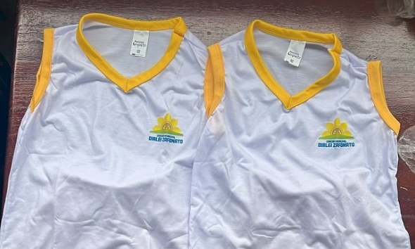 Estudantes Matupaenses recebem Uniformes Escolares