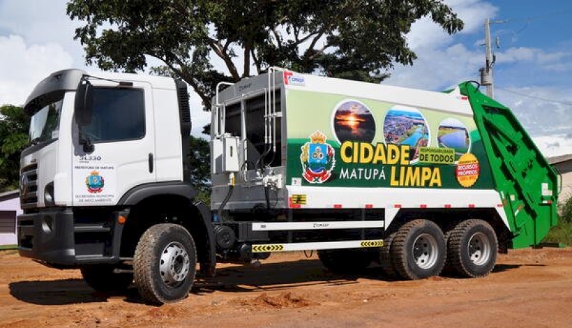 Prefeitura de Matupá entrega Caminhão Compactador de Lixo 0 Km