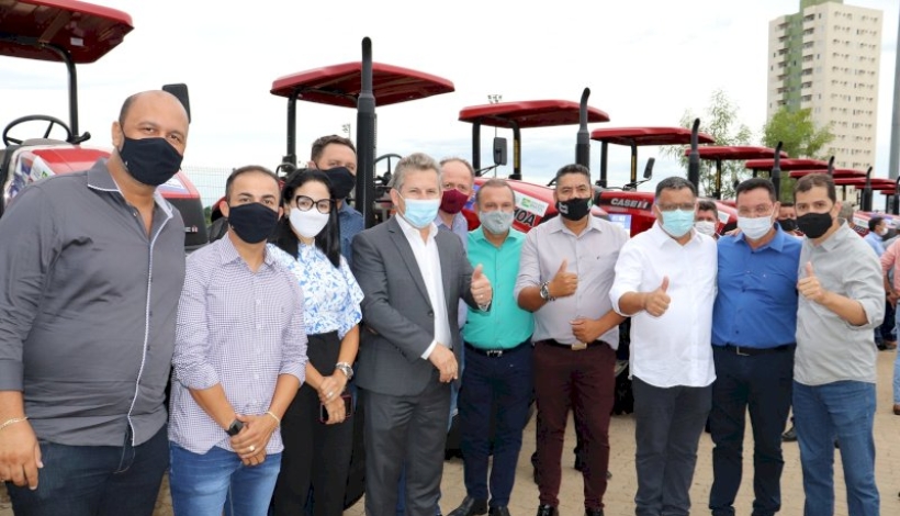 Governador entrega Patrulha Mecanizada e Refriadores à Peixoto de Azevedo