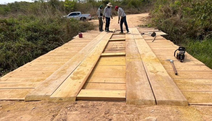 Secretaria de Obras recupera integralmente Ponte do Baixão do Paulista