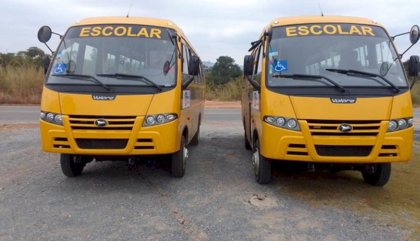 Governador Mauro Mendes entrega 02 ônibus escolar para Matupá