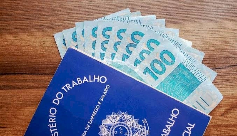 Salário mínimo do brasileiro deverá chegar a R$ 1.087 em 2021