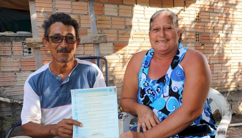 50 Famílias das Linhas do Horto e Filão Velho recebem Títulos Definitivos de Propriedade