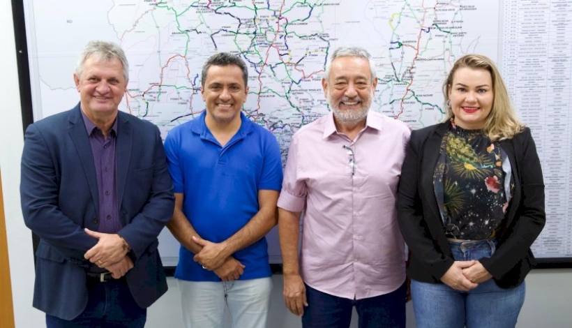 Vereadora Eliege vai a SINFRA-MT buscar solução para falta de água em União do Norte