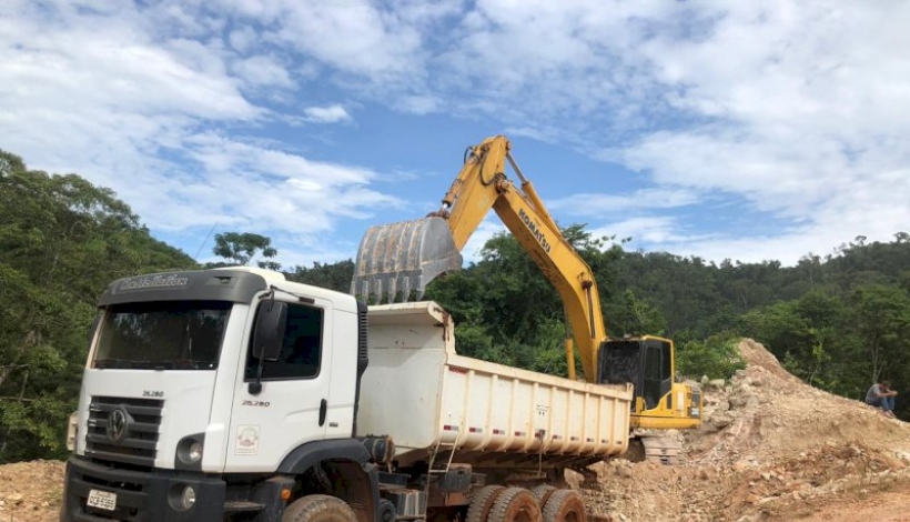 Continua Operação Revitalização das Estradas em Guarantã do Norte