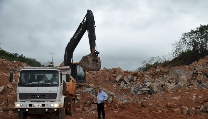 Prefeitura de Matupá investe pesado na reestruturação da Estrada E-60