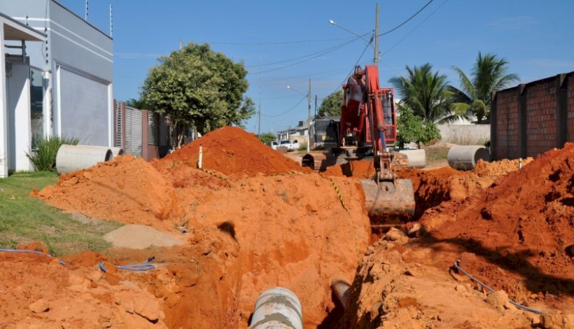 Iniciadas obras de drenagem no Bairro ZH3-001 em Matupá
