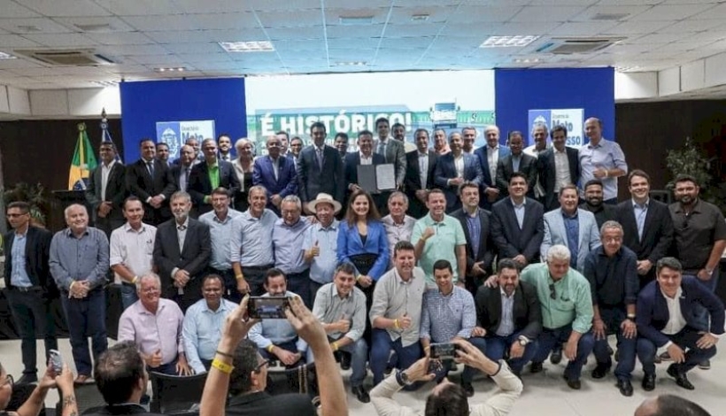 Prefeito de Matupá participa de ato pela Duplicação da BR-163