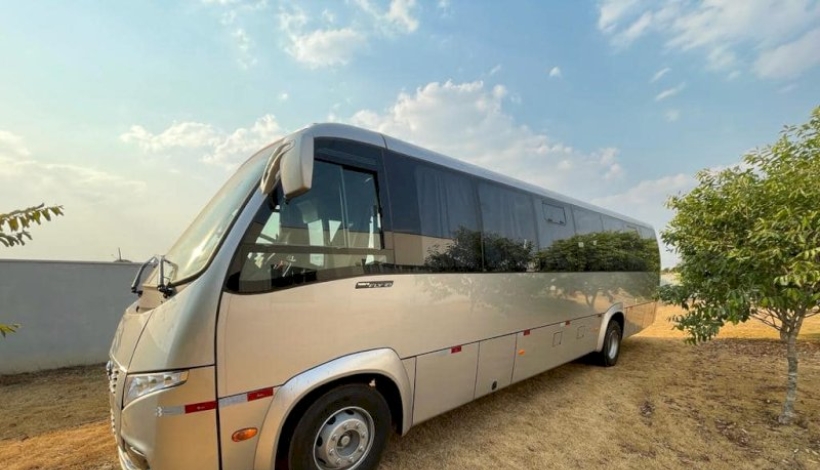 Saúde, Educação e Esportes recebem Micro Ônibus 0 km