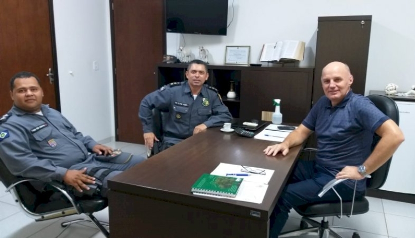 Comandante do 15º CRPM faz visita de cortesia ao Prefeito de Matupá