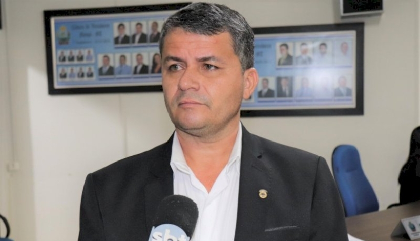 Vereador Carmilton cobra atendimento de fisioterapia na Linha 3 da São José União