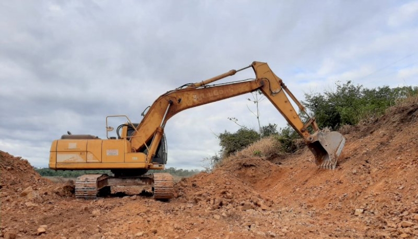 Secretaria de Transportes de Peixoto está com frente de serviço na Estrada E-60