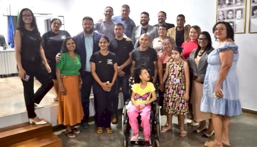 Vereador Evando comemora Lei que permite repasse financeiro para APAE