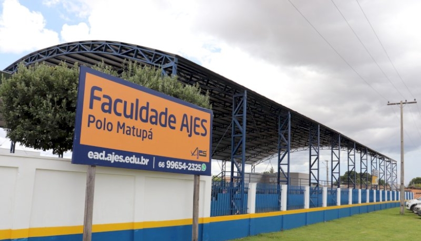 Prefeito Bruno Mena entrega quadra poliesportiva da Escola Mundo Encantado