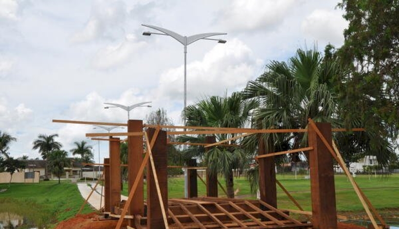 Iluminação LED, Calçamento e Travessia Ecologica Lagos I e II de Matupá