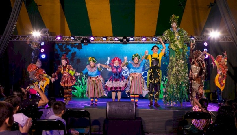 Projeto circense percorre norte mato-grossense com espetáculo que mistura dança e teatro para retratar o universo rural