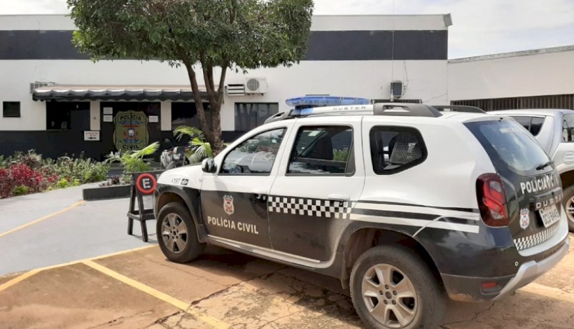 Homem é preso após mostrar pênis para adolescentes em Sorriso