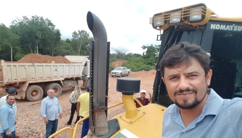 Vereador Douglas Picotte acompanha vistoria em obras de infraestrutura na Estrada Divisa Norte