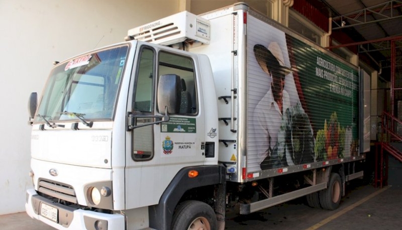 Prefeitura viabiliza Transporte e Comercialização da Produção da Agricultura Familiar