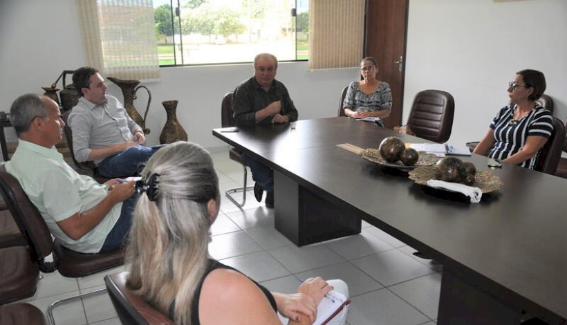 Comitê de Enfrentamento ao Novo Coronavírus - Prefeito Valtinho emite novo Decreto de Medidas Preventivas