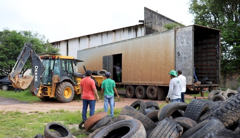 Secretarias se únem para coleta e descarte de pneus inservíveis em Peixoto de Azevedo