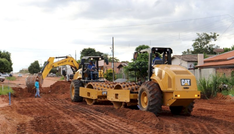 Obras de Drenagem e Pavimentação da Avenida Aeroporto em Peixoto