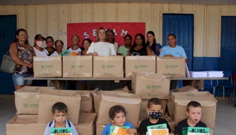 Cestas Básicas, Brinquedos e Livros Infantis são distribuídos em Peixoto