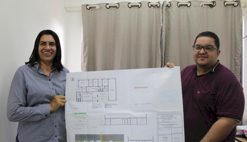 Prefeita dá ordem de serviço para obras na Central de Regulação de Saúde