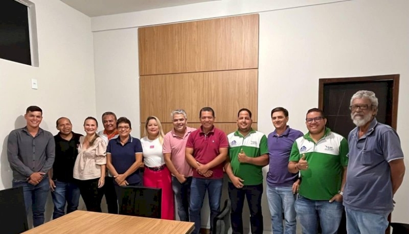 Presidente do Legislativo Peixotense se reúne com profissionais da Imprensa