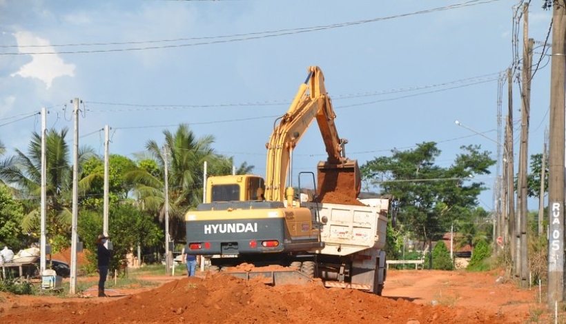 Serviços de Terraplenagem para pavimentação no Setor Industrial 1 de Matupá