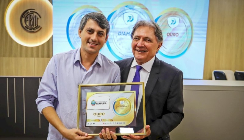 Prefeito Bruno Mena recebe do TCE-MT Certificado Selo Ouro em Transparência Pública