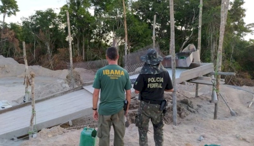 Ibama multa 11 pessoas por garimpo ilegal de ouro
