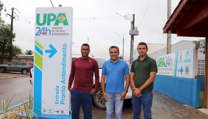 Prefeito e Vereadores visitam UPA 24 Horas em Peixoto