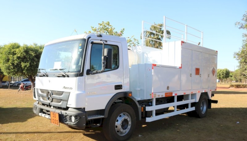 Prefeitura de Guarantã do Norte continua ampliando a frota de máquinas e caminhões