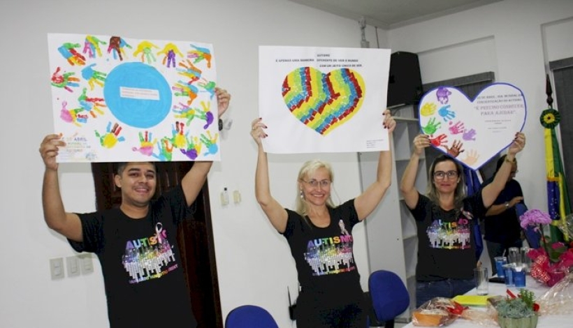 Secretaria de Educação realiza capacitação sobre o Autismo 