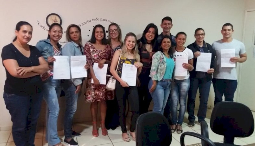 Nove Auxiliares de Desenvolvimento Infantil são empossados na Educação Cacerense