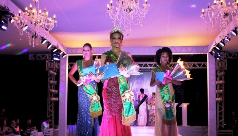 Nayra é a nova Miss Matupá 