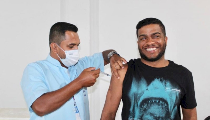 Secretaria trabalha para cumprir meta vacinal da COVID-19