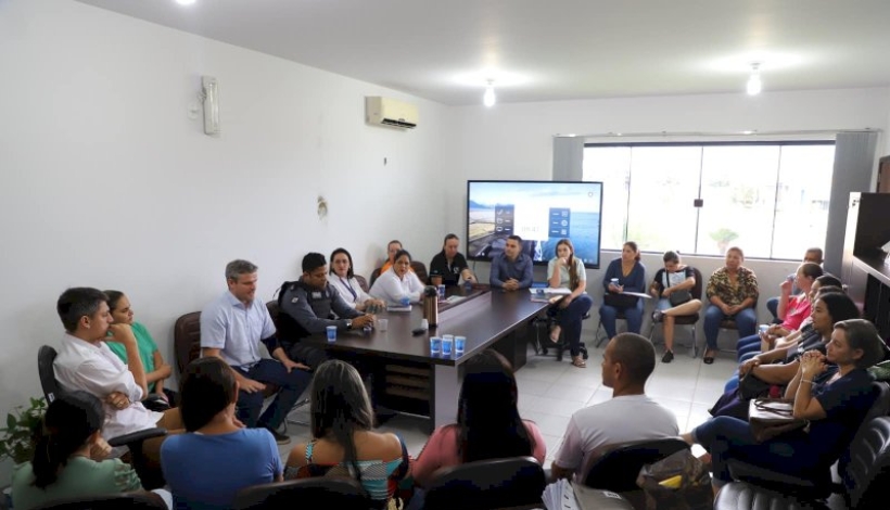 Prefeito convoca Forças de Segurança, DRE e Diretores de Escolas