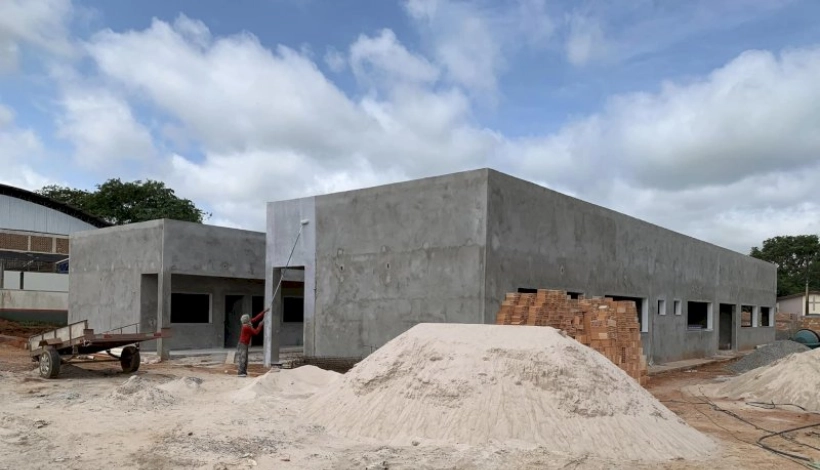 Fase final das obras do CMEI do Setor Industrial