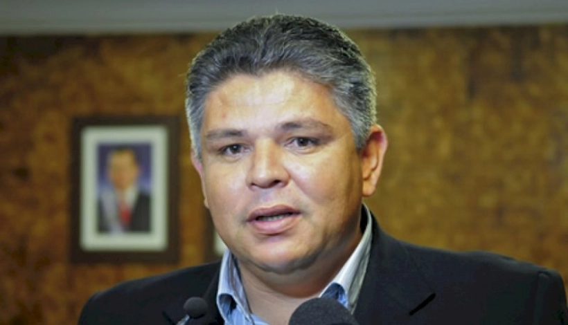 TRE cassa registro de Meraldo Sá e Acorizal terá nova eleição