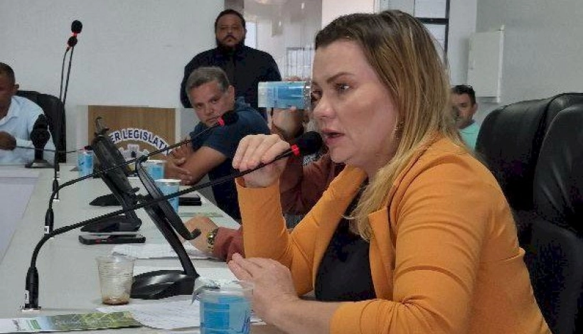 Em audiência pública vereadora cobra Posto de Atendimento da Energisa em União do Norte