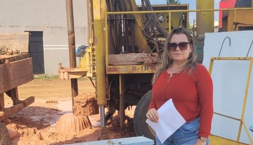 Vereadora Eliege comemora perfuração de poços em unidades escolares