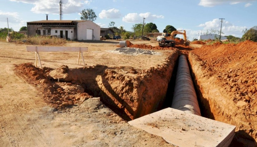 Prefeito viabiliza empenho de R$ 1 milhão para infraestrutura no Setor Industrial