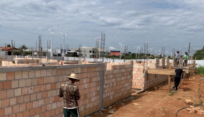 CMEI está sendo construído na Avenida Hermínio Ometto 