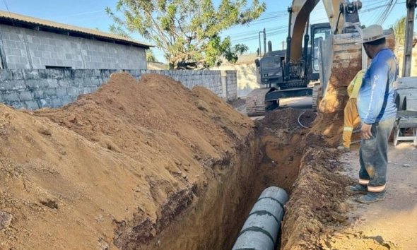 Iniciadas obras de drenagem e pavimentação no Bairro Santa Marta